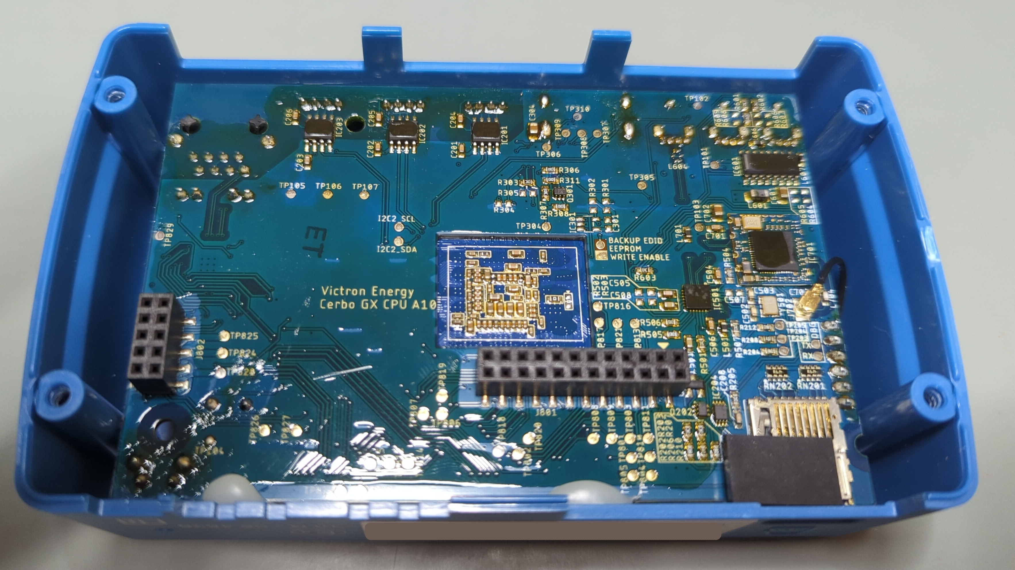 The mainboard from the back.